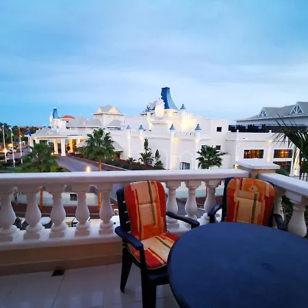 Golf Park Sunny Cozy Penthouse Near The Ocean With Large Double Terraces, Fiber Wifi, 3 Pools, New Bbq South Tenerife