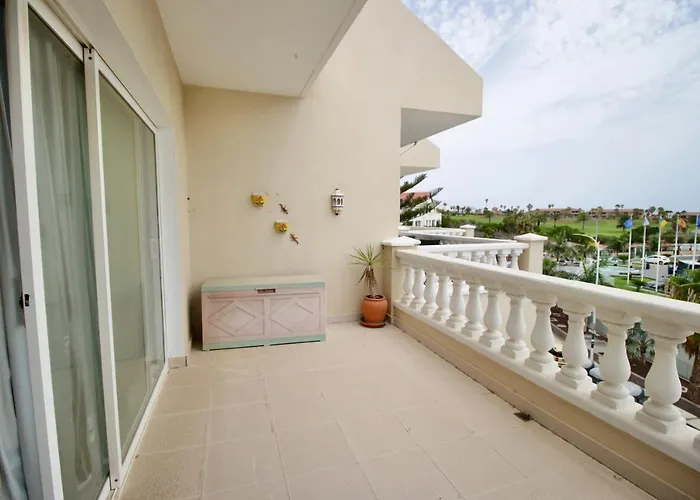 Book Golf Park Sunny Cozy Near The Ocean With Large Double Terraces, Fiber Wifi, 3 Pools, Bbq Tenerife South דירה