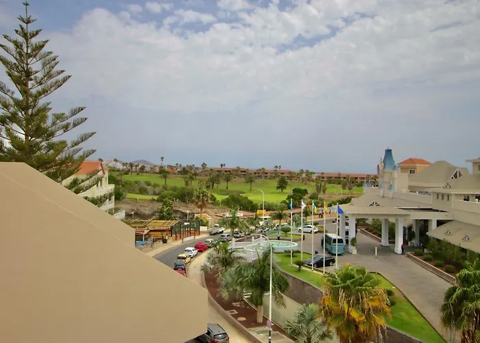 דירה Book Golf Park Sunny Cozy Near The Ocean With Large Double Terraces, Fiber Wifi, 3 Pools, Bbq Tenerife South סן מיגל דה אבונה