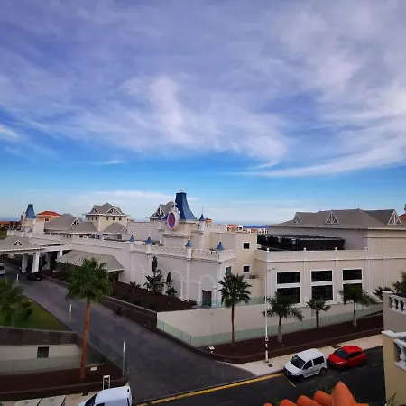 아파트 Golf Park Sunny Cozy Penthouse Near The Ocean With Large Double Terraces, Fiber Wifi, 3 Pools, New Bbq South Tenerife