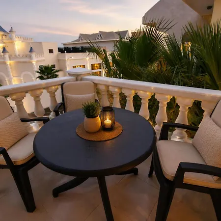 Apartment Golf Park Sunny Cozy Penthouse Near The Ocean With Large Double Terraces, Fiber Wifi, 3 Pools, New Bbq South Tenerife