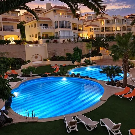 Daire Golf Park Sunny Cozy Penthouse Near The Ocean With Large Double Terraces, Fiber Wifi, 3 Pools, New Bbq South Tenerife San Miguel de Abona